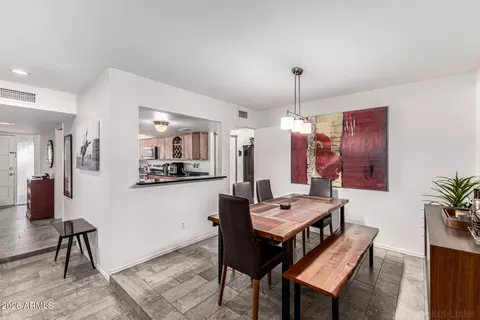 Dining - 3924 E Cortez St, Phoenix, AZ 85028 photo 1 of 2
