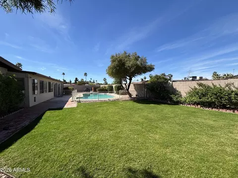 Exterior - 3924 E Cortez St, Phoenix, AZ 85028 photo 4 of 10