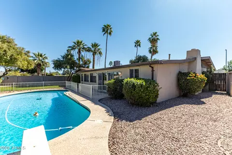 Exterior - 3924 E Cortez St, Phoenix, AZ 85028 photo 9 of 10