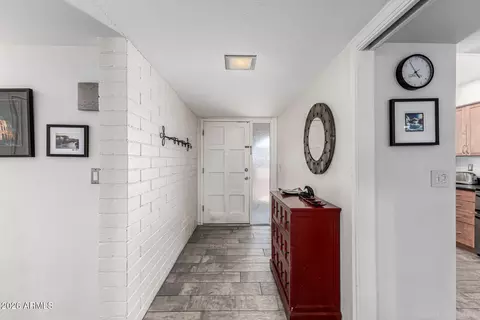 Entry Way - 3924 E Cortez St, Phoenix, AZ 85028 photo 2 of 4
