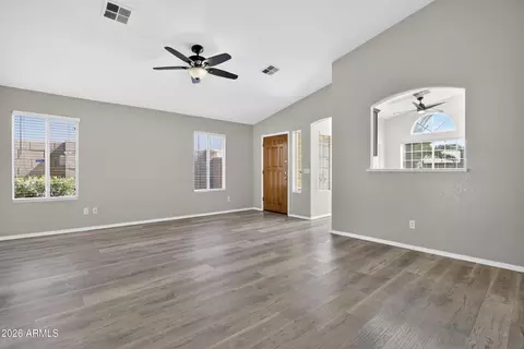 6760 E Northridge St, Mesa, AZ 85215 photo 5