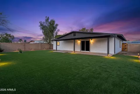 Exterior - 2914 N 81st Ave, Phoenix, AZ 85033 photo 2 of 4