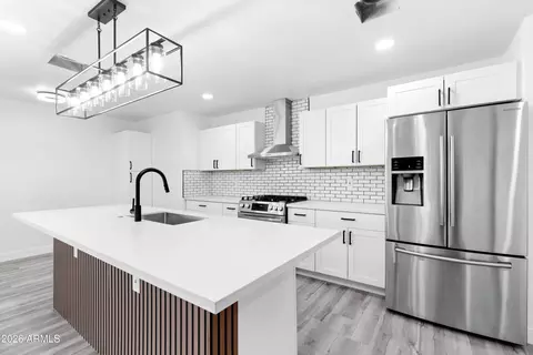 Kitchen - 2914 N 81st Ave, Phoenix, AZ 85033 photo 5 of 5