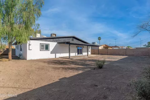 Exterior - 2914 N 81st Ave, Phoenix, AZ 85033 photo 4 of 4