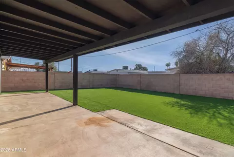 Exterior - 2914 N 81st Ave, Phoenix, AZ 85033 photo 3 of 4
