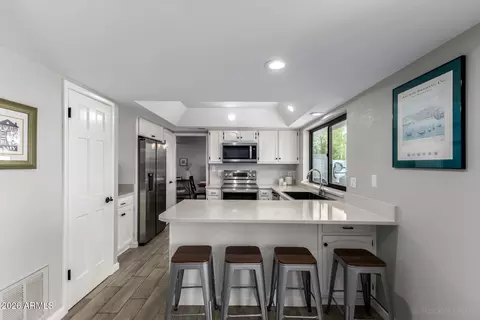 963 E Driftwood Dr, Tempe, AZ 85283 photo 12