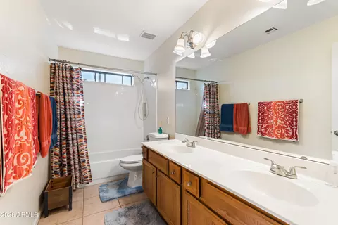Bath - 1711 E Runion Dr, Phoenix, AZ 85024 photo 2 of 4