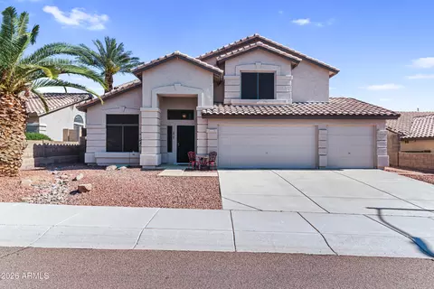 Exterior - 1711 E Runion Dr, Phoenix, AZ 85024 photo 2 of 10
