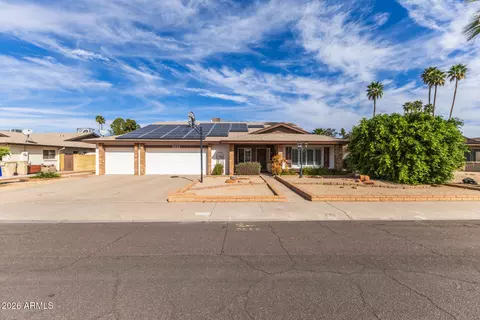 5222 W Las Palmaritas Dr, Glendale, AZ 85302