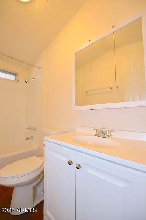 Bath - 229 N Palm St, Gilbert, AZ 85234 photo 1 of 1