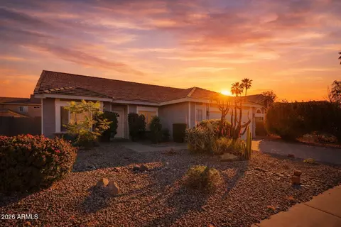 9055 E Kalil Dr, Scottsdale, AZ 85260