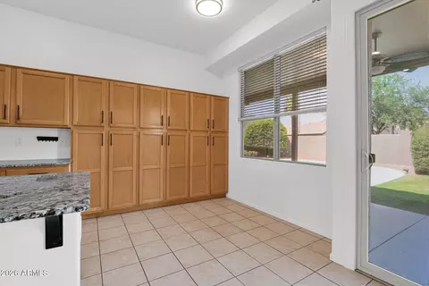 Kitchen - 3716 E Feather Ave, Gilbert, AZ 85234 photo 6 of 6