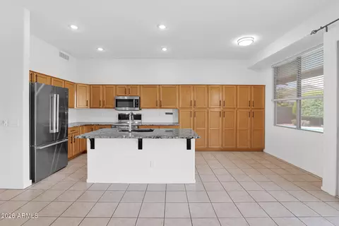 Kitchen - 3716 E Feather Ave, Gilbert, AZ 85234 photo 4 of 6