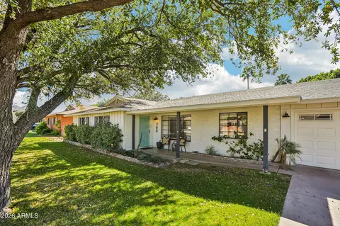 709 E Winter Dr, Phoenix, AZ 85020