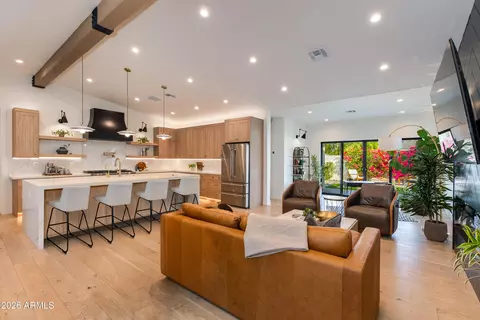 3010 E Glenrosa Ave, Phoenix, AZ 85016