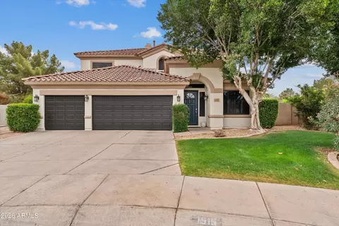 1515 E Saratoga Ct, Gilbert, AZ 85296