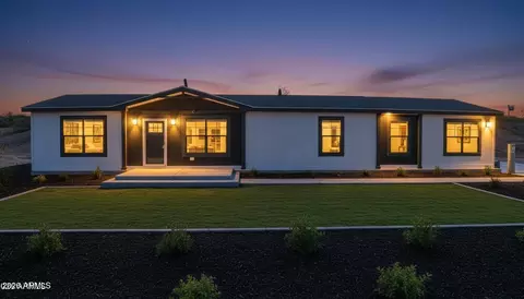 33013 W Cambridge Ave, Tonopah, AZ 85354