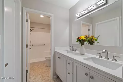 Bath - 7031 E Mallory St, Mesa, AZ 85207 photo 2 of 3
