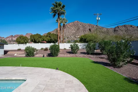 4545 N Royal View Dr #8, Phoenix, AZ 85018 photo 2