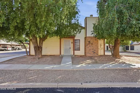 6617 W Kingston Ln, Glendale, AZ 85306