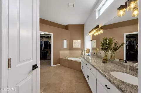 Bath - 1542 E Catamaran Dr, Gilbert, AZ 85234 photo 3 of 8