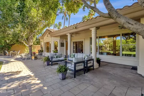 Exterior - 1542 E Catamaran Dr, Gilbert, AZ 85234 photo 9 of 26