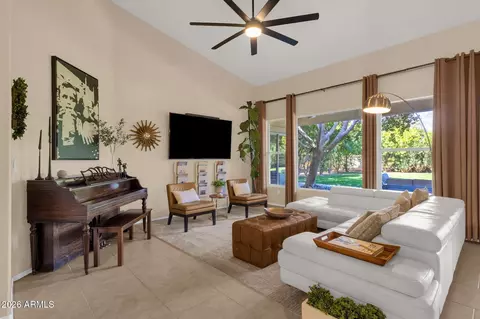 Living - 1542 E Catamaran Dr, Gilbert, AZ 85234 photo 1 of 4