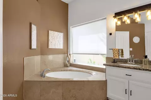Bath - 1542 E Catamaran Dr, Gilbert, AZ 85234 photo 5 of 8