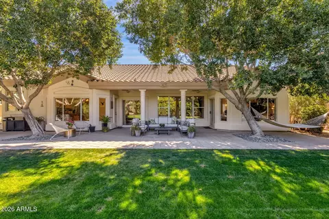 Exterior - 1542 E Catamaran Dr, Gilbert, AZ 85234 photo 11 of 26