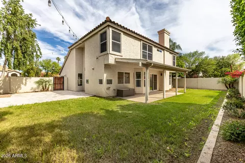 Exterior - 2301 E Millbrae Ct, Gilbert, AZ 85234 photo 6 of 8