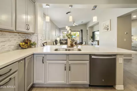 Kitchen - 10648 E Texas Ave, Mesa, AZ 85212 photo 4 of 8