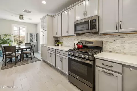 Kitchen - 10648 E Texas Ave, Mesa, AZ 85212 photo 7 of 8
