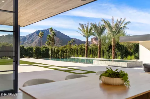 6724 N 62nd St N, Paradise Valley, AZ 85253