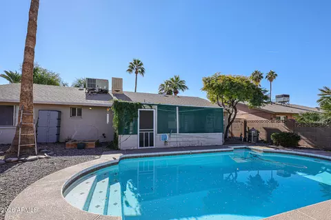 Exterior - 2132 E Tulane Dr, Tempe, AZ 85283 photo 6 of 7