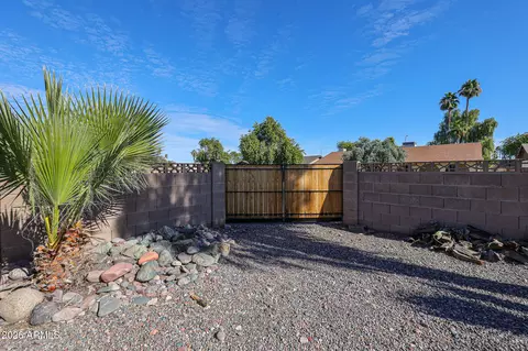 Exterior - 2132 E Tulane Dr, Tempe, AZ 85283 photo 3 of 7