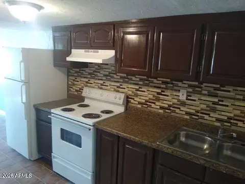 2440 E Monroe St, Phoenix, AZ 85034 photo 3