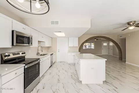 Kitchen - 1521 E Diamond Ave, Mesa, AZ 85204 photo 2 of 2