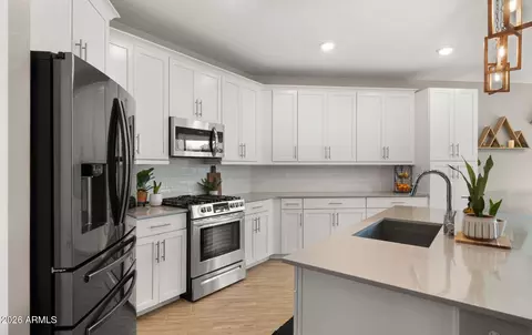 Kitchen - 9741 E Research Ave, Mesa, AZ 85212 photo 2 of 4
