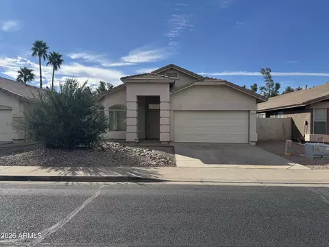 6135 W Navajo Dr, Glendale, AZ 85302