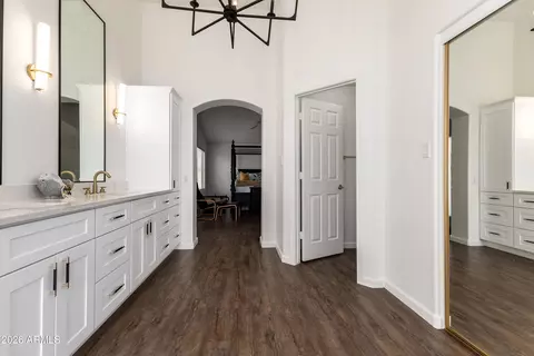 Entry Way - 744 W Estrella Dr, Gilbert, AZ 85233 photo 4 of 4