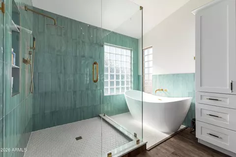 Bath - 744 W Estrella Dr, Gilbert, AZ 85233 photo 1 of 5