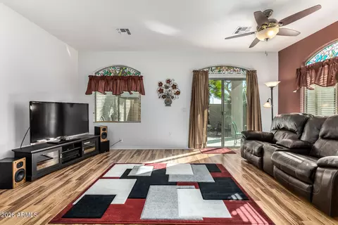 Living - 2150 E Bell Rd #1144, Phoenix, AZ 85022 photo 1 of 1