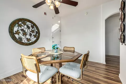 Dining - 2150 E Bell Rd #1144, Phoenix, AZ 85022 photo 1 of 2