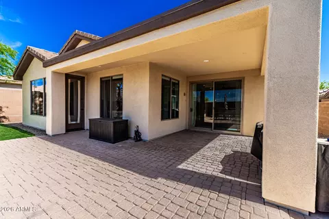 Exterior - 2231 W Valhalla Ct, Anthem, AZ 85086 photo 4 of 8