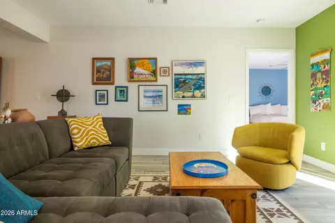 Living - 1517 E Pinchot Ave, Phoenix, AZ 85014 photo 6 of 6