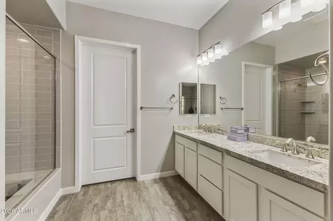 Bath - 15550 S 5th Ave #236, Phoenix, AZ 85045 photo 2 of 3