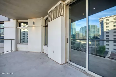 Exterior - 2402 Esplanade Ln #604, Phoenix, AZ 85016 photo 1 of 2
