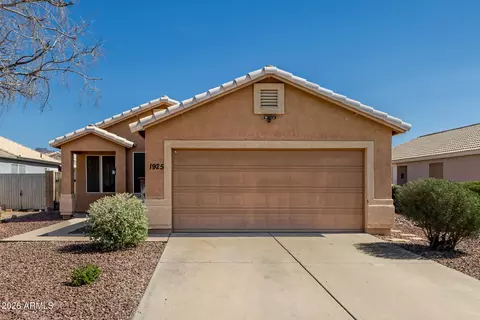 1925 S Palo Verde Dr, Apache Junction, AZ 85120