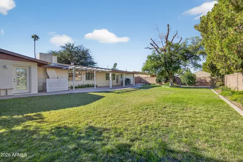Exterior - 1650 E Grandview St, Mesa, AZ 85203 photo 10 of 15