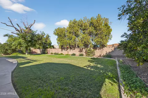 Exterior - 1650 E Grandview St, Mesa, AZ 85203 photo 11 of 15